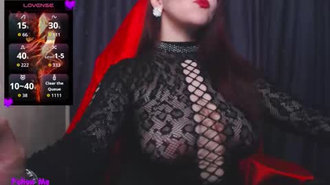 Snapshot of mia_joy8 chatting on 10/17/25, 07:38 MiaJoy online show from 10/17/25, 07:38