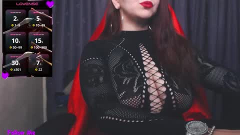 Snapshot of mia_joy8 chatting on 10/25/25, 08:11 MiaJoy online show from 10/25/25, 08:11