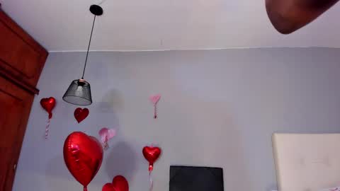 Snapshot of mia_rissi chatting on 02/26/25, 06:21 Mia online show from 02/26/25, 06:21
