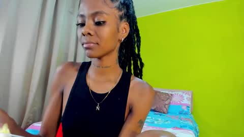 Mia online show from 10/14/25, 07:14