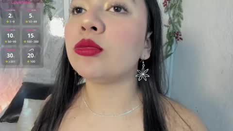 Mia Roux online show from 11/10/25, 05:28