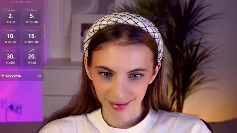 Snapshot of mia_silk chatting on 11/14/25, 06:23 Mia online show from 11/14/25, 06:23