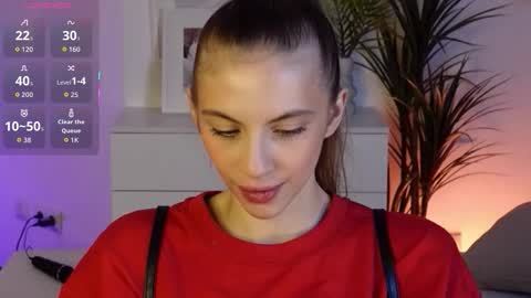 Snapshot of mia_silk chatting on 11/24/25, 06:13 Mia online show from 11/24/25, 06:13