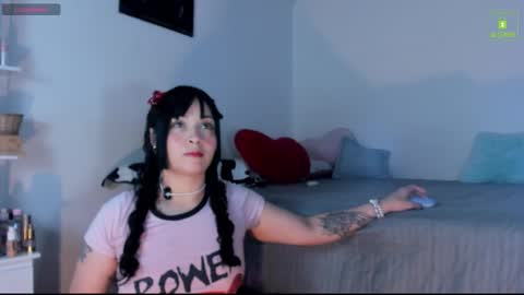 Snapshot of mia_starss chatting on 11/03/25, 02:24 Mia online show from 11/03/25, 02:24