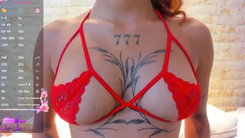 Snapshot of miaa_roldan chatting on 12/17/24, 03:06 Miaa online show from 12/17/24, 03:06