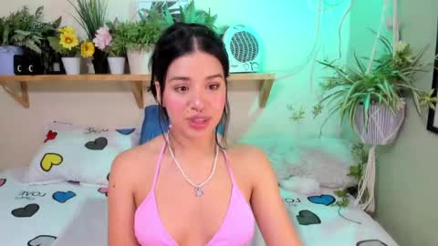 Snapshot of miaa_rose__ chatting on 09/26/25, 04:44 Miaa online show from 09/26/25, 04:44