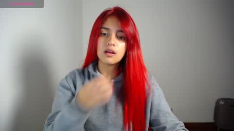 Snapshot of miaaa_mo chatting on 11/04/25, 02:32 Ma online show from 11/04/25, 02:32