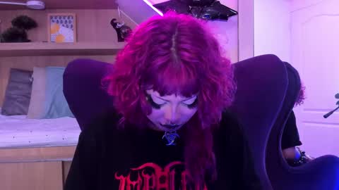 Snapshot of miaamane chatting on 02/22/25, 03:58 Mia online show from 02/22/25, 03:58