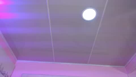 Alexandra online show from 11/14/25, 12:15