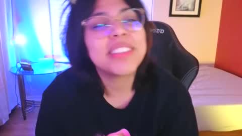 Mia online show from 12/18/24, 07:36