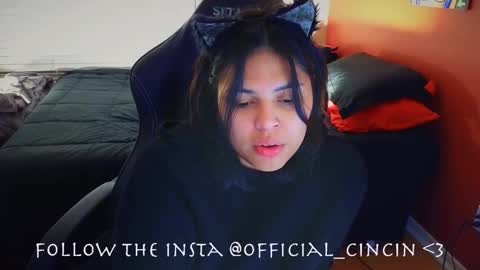 Mia online show from 02/16/25, 05:15