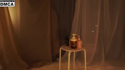 Mia online show from 11/16/25, 05:51