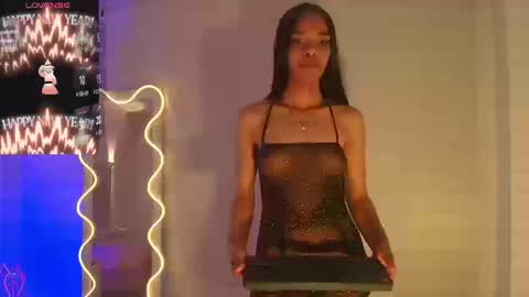 Snapshot of miagates_tay chatting on 09/19/25, 11:49 Mia online show from 09/19/25, 11:49