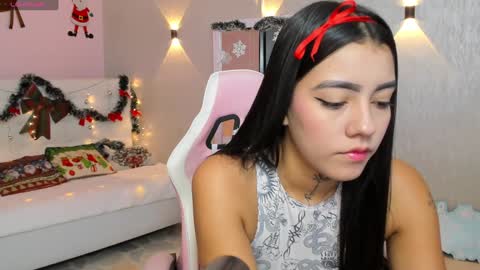 Mia Gomez online show from 12/28/24, 12:24