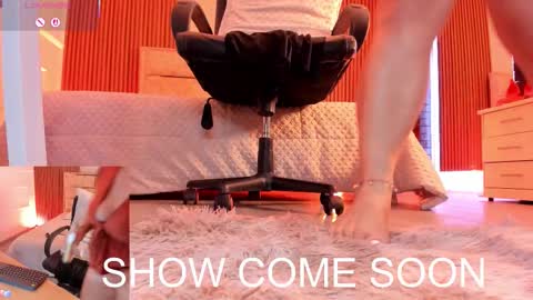 Miah  Sens online show from 11/21/25, 03:38