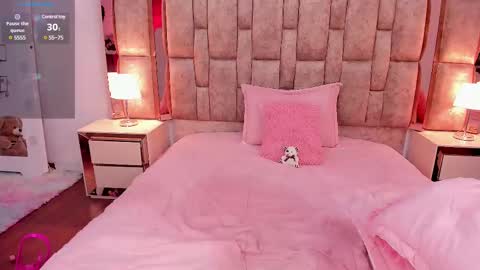 MIAISABELL21 online show from 02/16/25, 02:43