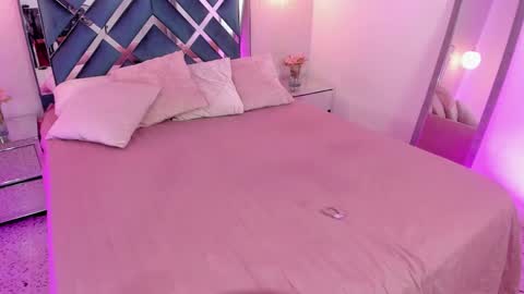 Snapshot of miakhalifa_7 chatting on 03/06/25, 11:36 Mia Khalifa online show from 03/06/25, 11:36