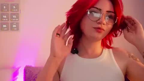 Snapshot of miami_18 chatting on 11/02/25, 01:02 miami_18 online show from 11/02/25, 01:02