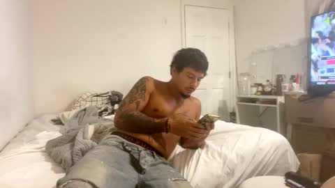 miamiclos1 online show from 11/01/25, 01:57