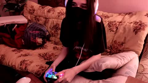 Kristien online show from 01/28/25, 05:35