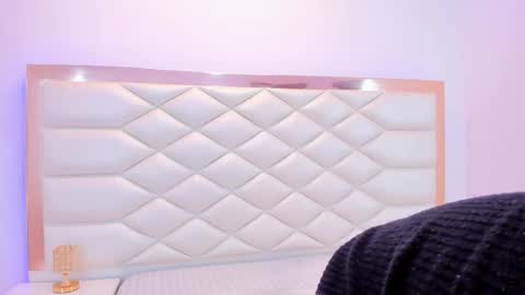 Snapshot of miaqueen021 chatting on 01/11/25, 12:29 Sweetie Mia online show from 01/11/25, 12:29