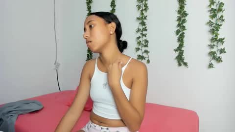 miasexi_69 online show from 11/14/25, 03:38