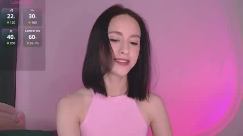 Mia online show from 10/08/25, 06:22