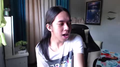 Mia online show from 12/22/24, 05:01