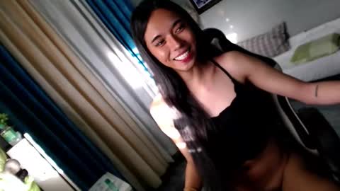 Mia online show from 12/27/24, 08:13