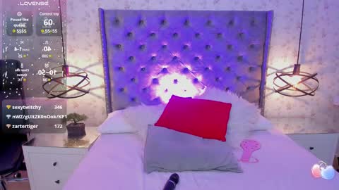 Mia winx  online show from 03/07/25, 02:04