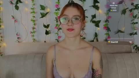 Snapshot of miawinxxx848 chatting on 09/16/25, 09:49 Mia Winx online show from 09/16/25, 09:49