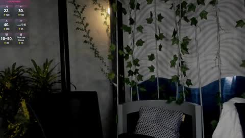 Snapshot of miawoderfull chatting on 12/29/24, 03:22 Mia online show from 12/29/24, 03:22