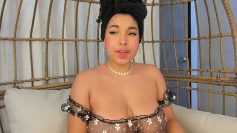 Snapshot of miawoderfull chatting on 02/06/25, 08:39 Mia online show from 02/06/25, 08:39