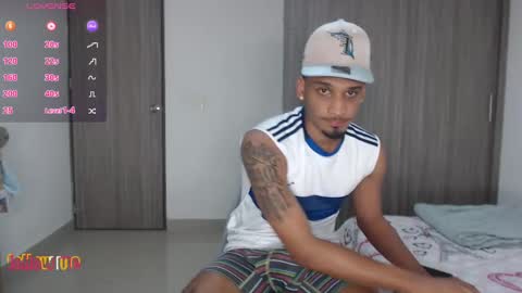 Snapshot of michael_jordanx chatting on 12/11/24, 04:39 Angel online show from 12/11/24, 04:39