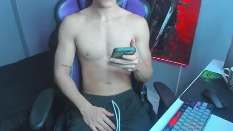 Michael online show from 10/10/25, 04:22