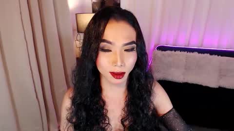 michaelagoddess online show from 11/15/25, 12:08