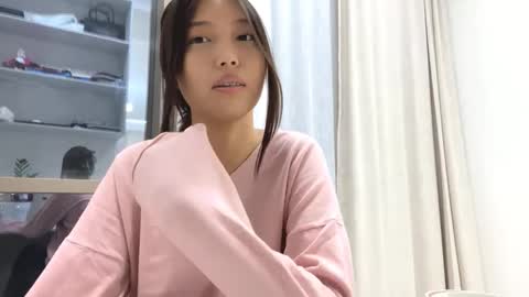 Snapshot of michalkandoll chatting on 10/19/25, 03:01 Aidaxo online show from 10/19/25, 03:01