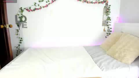 Michell online show from 10/16/25, 12:22