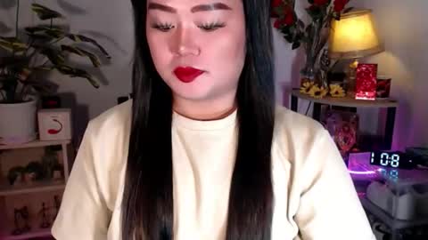 Michelle online show from 10/26/25, 12:00