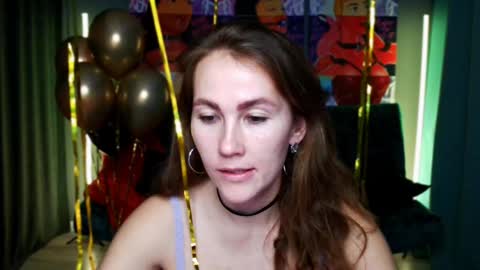 Snapshot of michelleortis chatting on 12/20/24, 02:27 MichelleOrtis online show from 12/20/24, 02:27