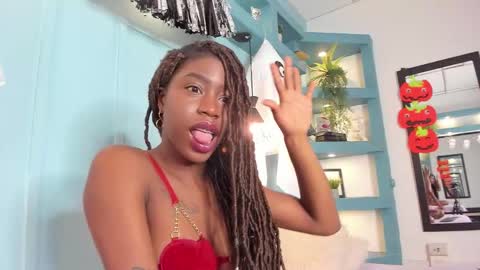 michellepose online show from 10/16/25, 01:23