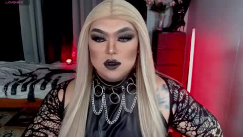 Snapshot of michellevixen921 chatting on 09/09/25, 06:18 Michelle online show from 09/09/25, 06:18