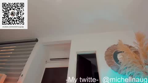 Snapshot of michellnaug chatting on 02/28/25, 01:47 MICHELNAUG    online show from 02/28/25, 01:47