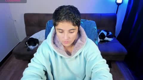 Snapshot of midnight07_ chatting on 01/23/25, 03:05 Blue online show from 01/23/25, 03:05