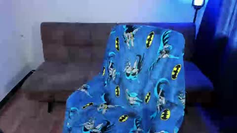 Snapshot of midnight07_ chatting on 03/10/25, 03:20 Blue online show from 03/10/25, 03:20