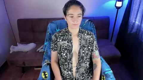 Snapshot of midnight07_ chatting on 09/23/25, 03:26 Blue online show from 09/23/25, 03:26