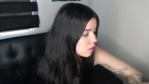Snapshot of midnight_666_ chatting on 02/12/25, 05:48 saturn online show from 02/12/25, 05:48