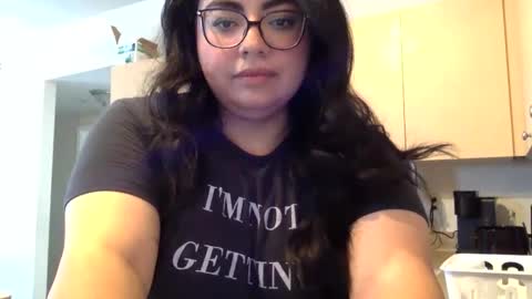 Snapshot of midnightbruja111 chatting on 10/21/25, 07:03 midnightbruja111 online show from 10/21/25, 07:03