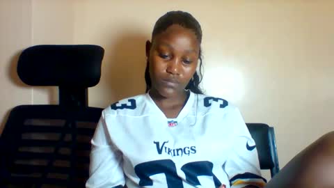 midnightt_tease online show from 10/06/25, 11:18