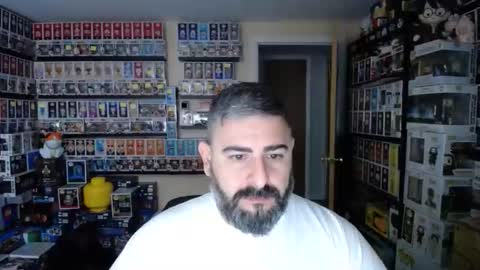 Snapshot of mightbestoned chatting on 11/12/25, 07:35 MightBeStoned online show from 11/12/25, 07:35